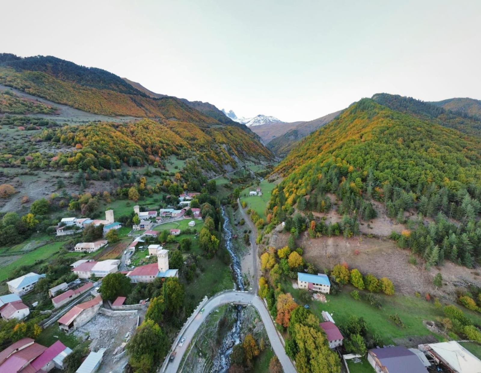 River Side Svaneti Mestia Eksteriør bilde