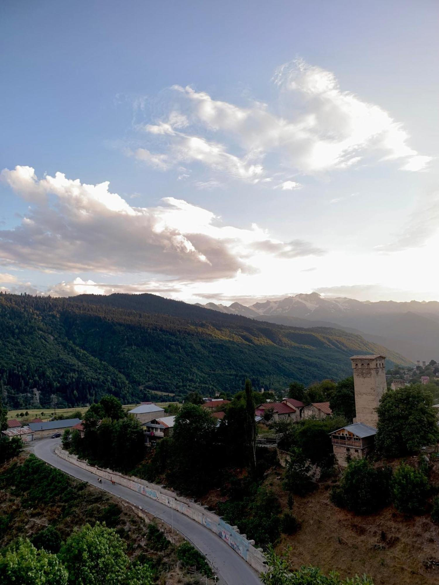 River Side Svaneti Mestia Eksteriør bilde